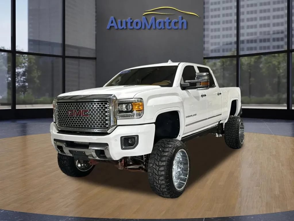 Used 2016 GMC Sierra 2500 Denali w/ Duramax Plus Package AWD/4WD image 3