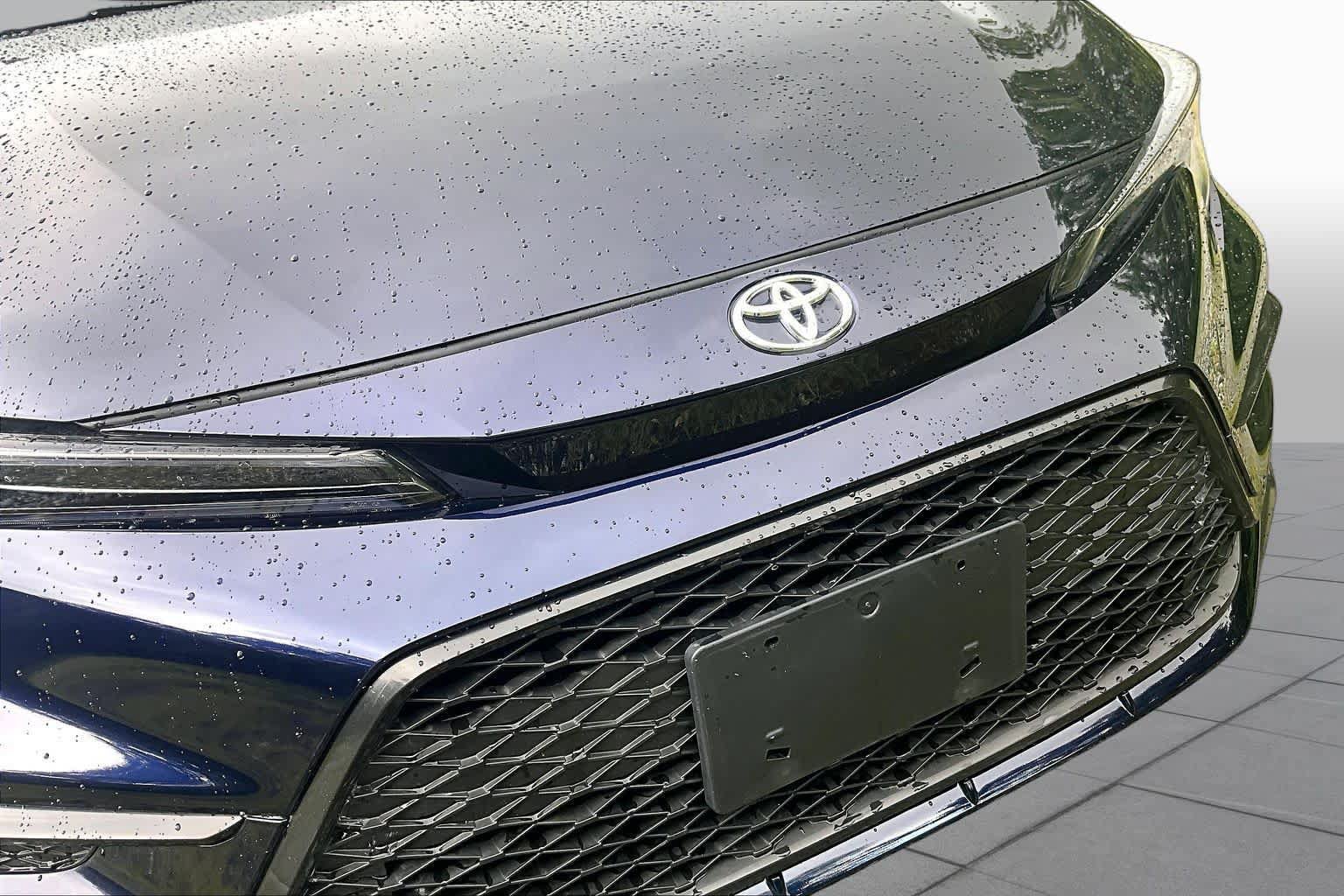 Used 2026 Toyota Corolla SE FWD image 30