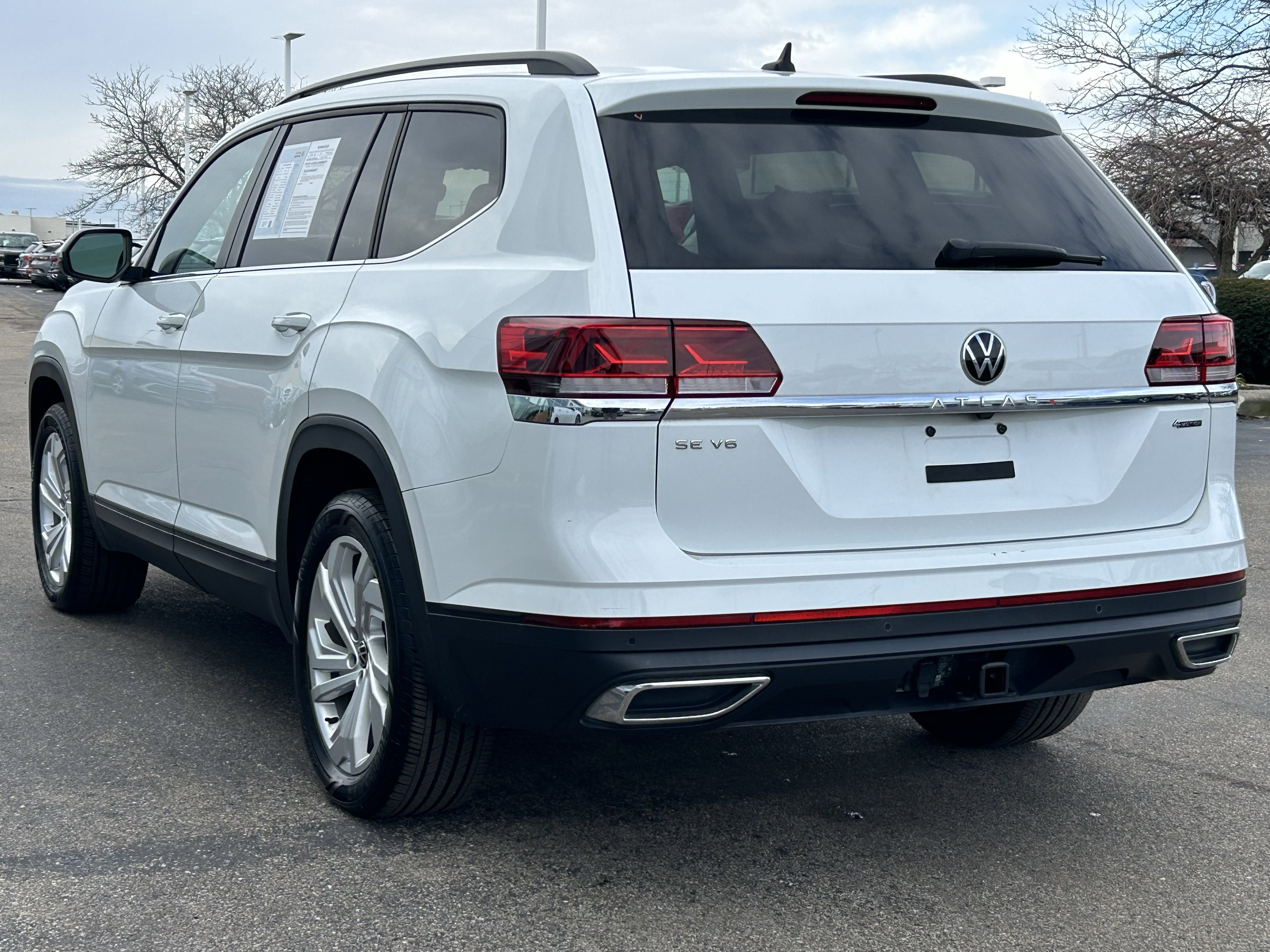 Certified 2023 Volkswagen Atlas SE w/ Panoramic Sunroof Package image 5