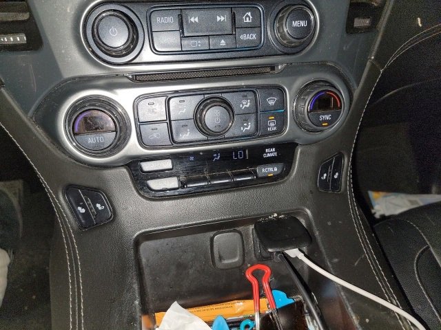 Used 2018 Chevrolet Suburban LT image 13