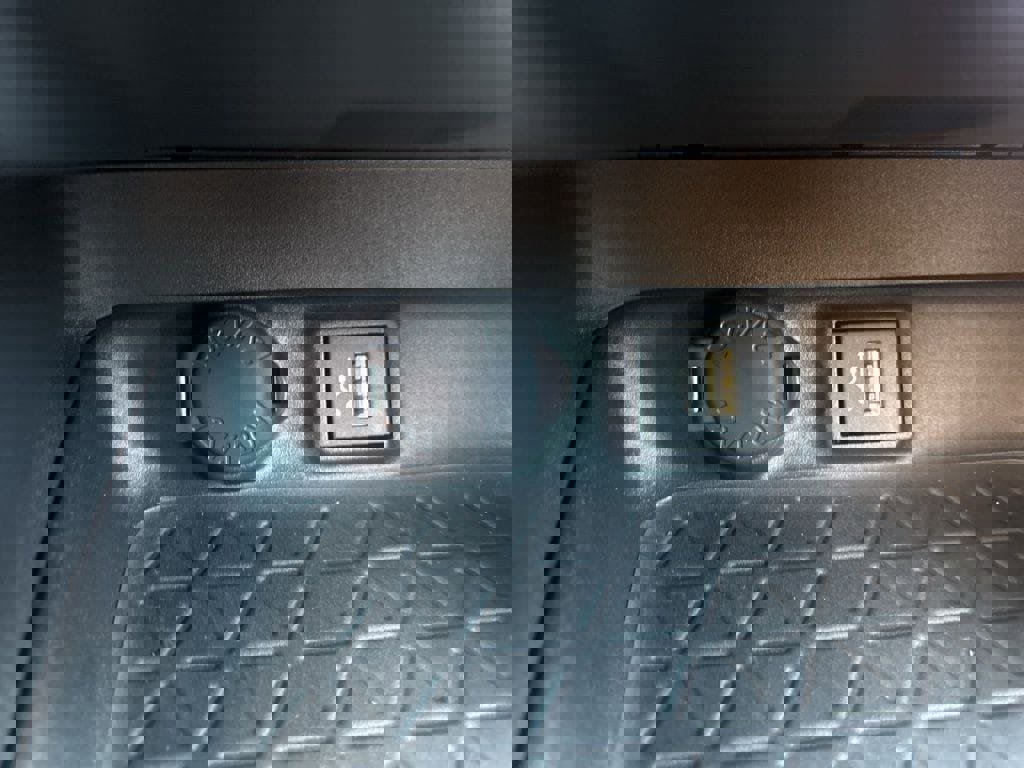 New 2025 Toyota RAV4 XLE Premium image 7