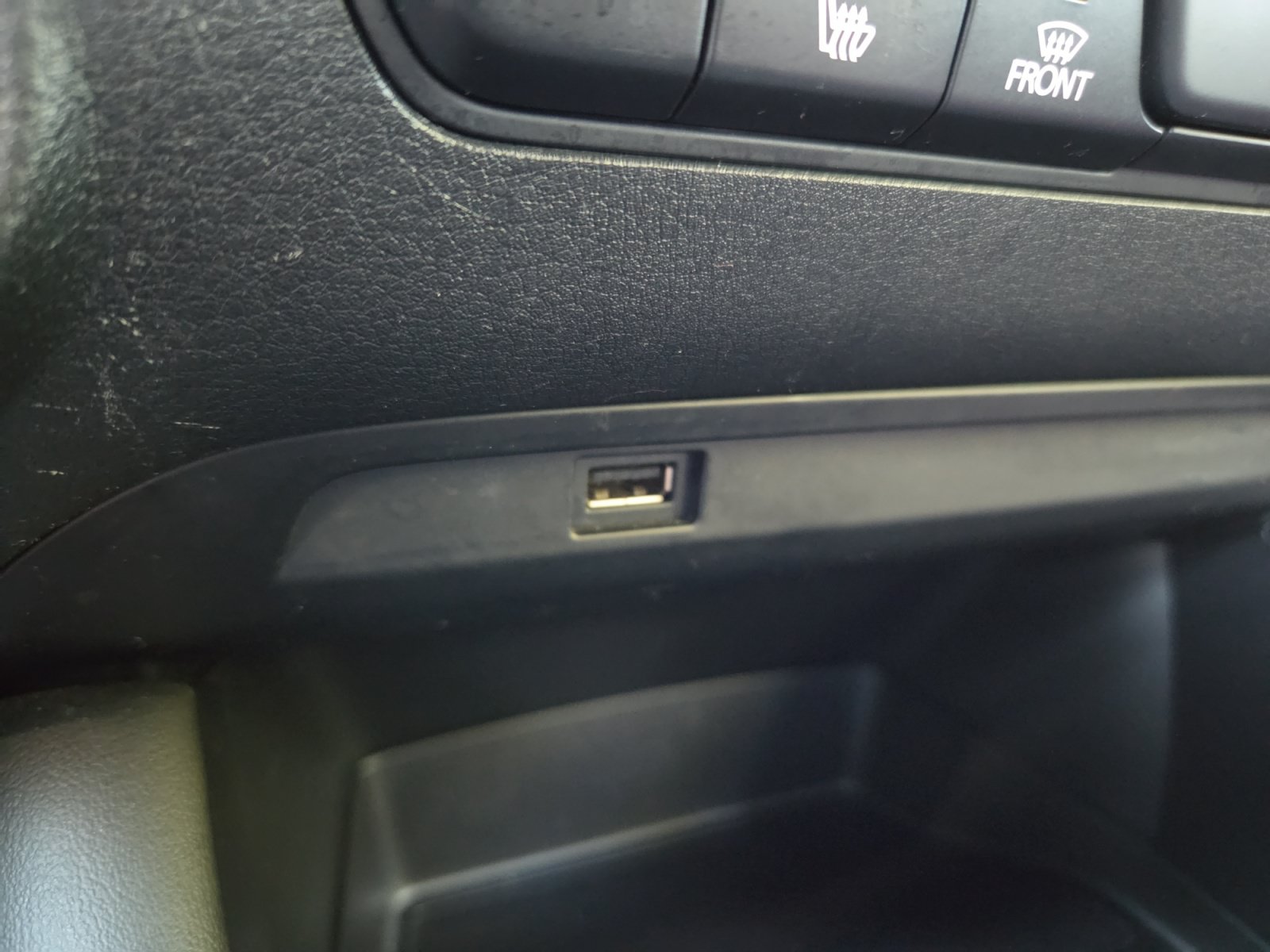 Used 2021 MAZDA MAZDA3 s FWD image 32
