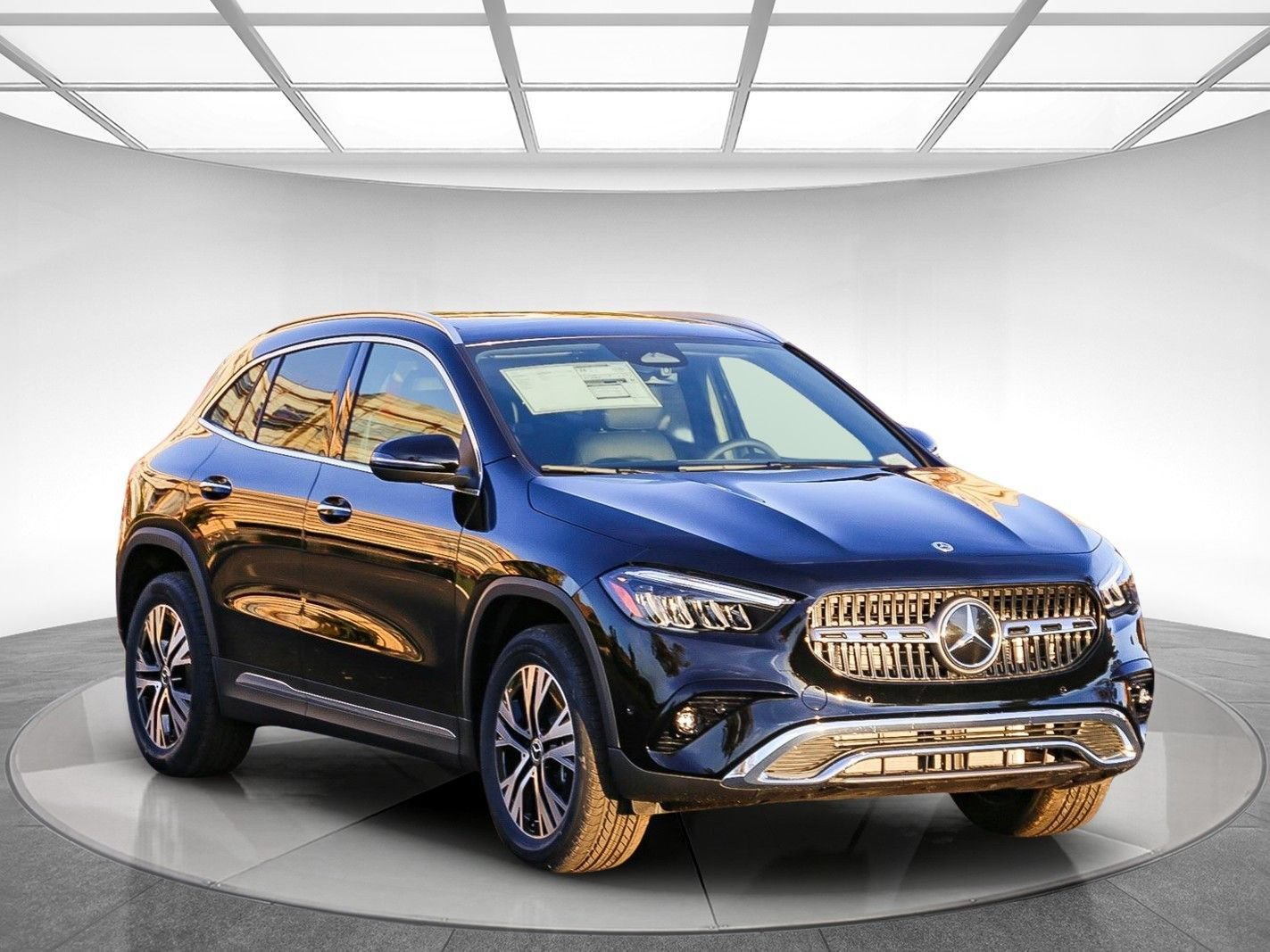 Used 2025 Mercedes-Benz GLA 250 4MATIC image 6