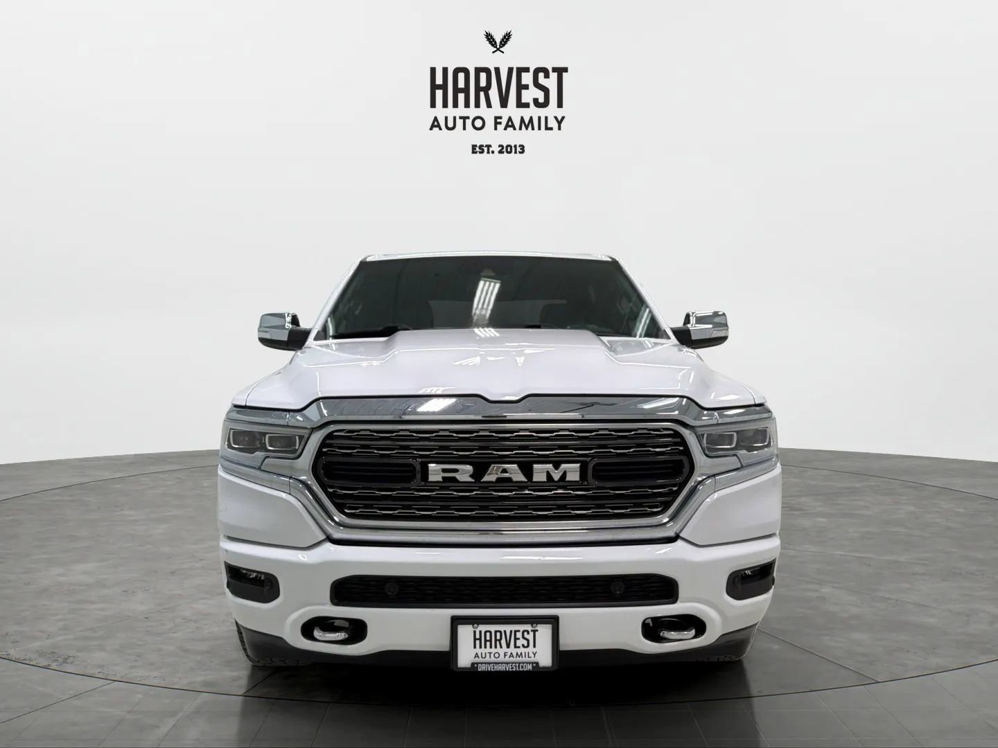 Used 2021 RAM 1500 Limited w/ Body Color Bumper Group AWD/4WD image 11