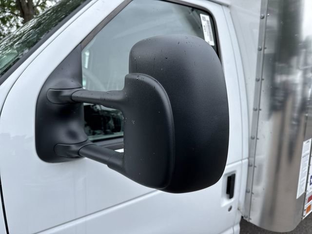 New 2027 Ford E-350 and Econoline 350 Super Duty RWD image 12