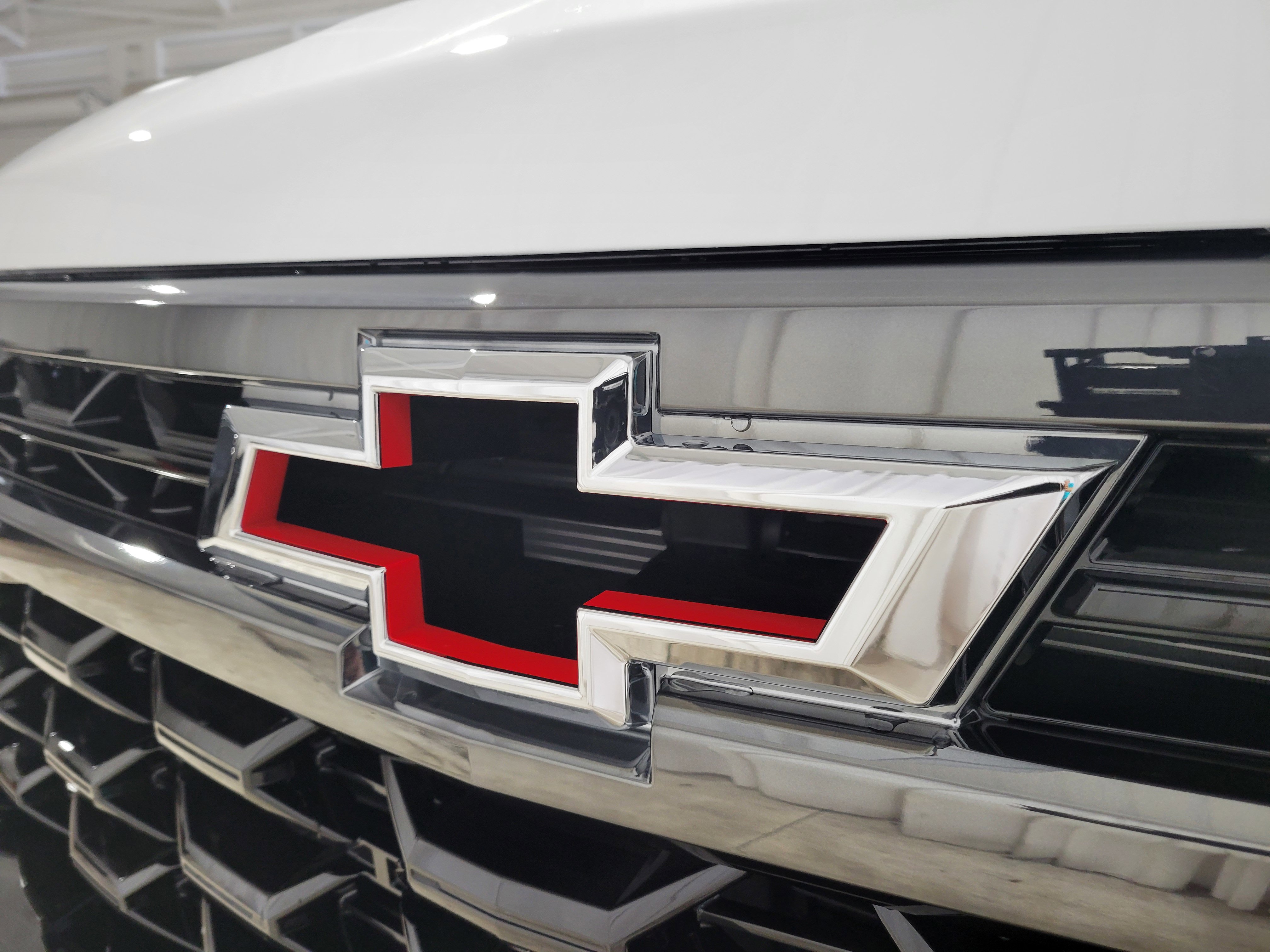 New 2026 Chevrolet Silverado 1500 ZR2 image 17