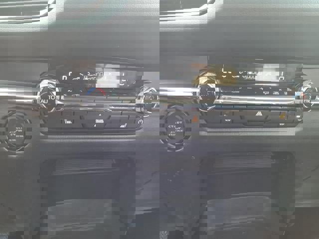 Used 2024 MAZDA CX-30 AWD 2.5 S w/ Premium Package image 14