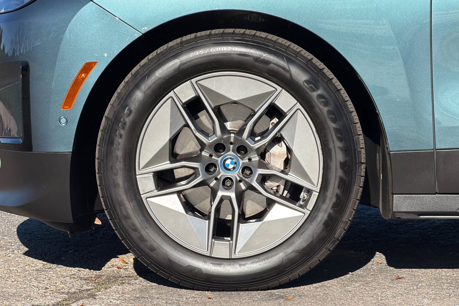 Certified 2023 BMW iX xDrive50 w/ Ultimate Package 2 image 39