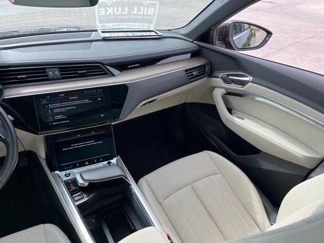 Used 2024 Audi Q8 e-tron Premium Plus w/ Premium Plus Package AWD/4WD image 13