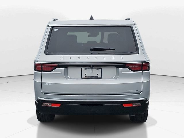 Used 2024 Jeep Wagoneer Series II w/ Flexible Seating Group RWD image 4
