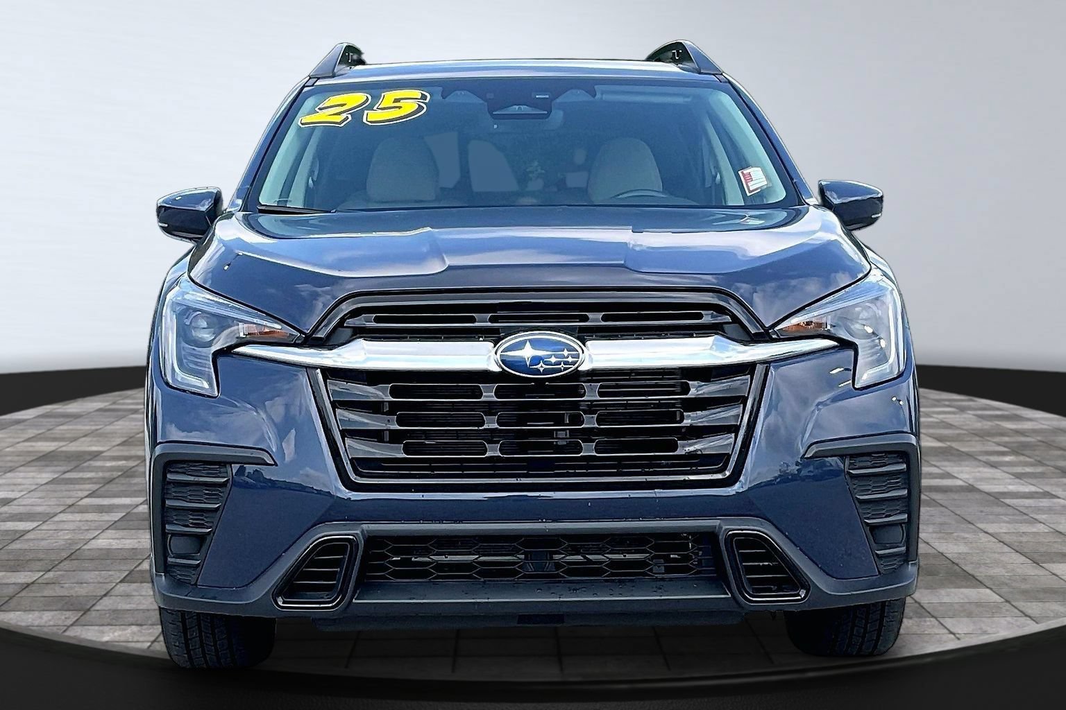Certified 2025 Subaru Ascent Premium w/ Premium Package AWD/4WD image 3