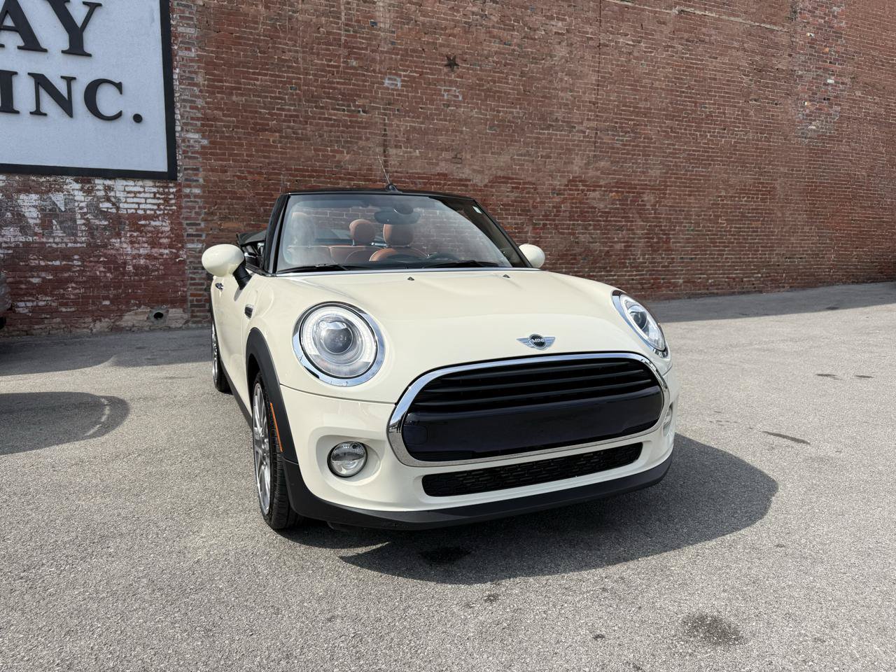 Used 2016 MINI Cooper Convertible FWD image 2