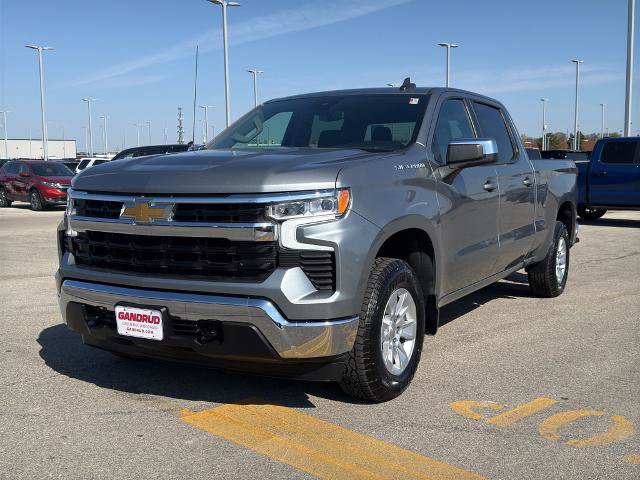Used 2023 Chevrolet Silverado 1500 LT w/ Protection Package AWD/4WD image 2