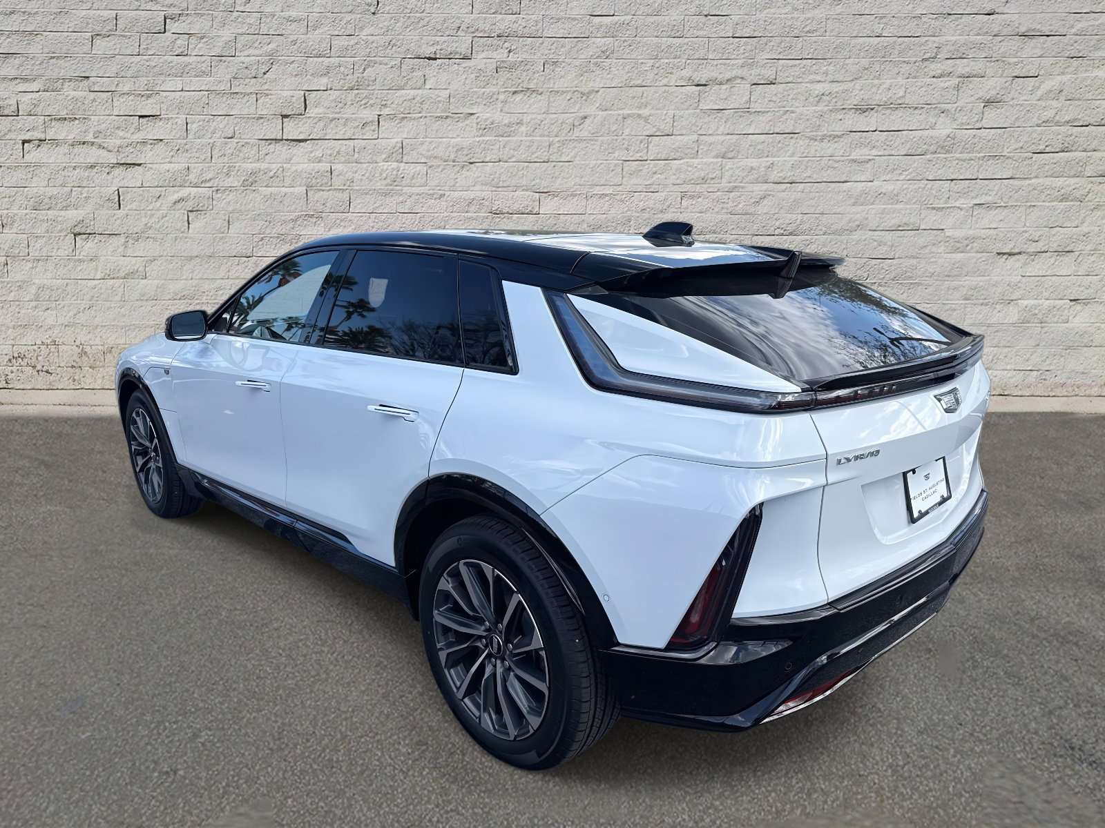 Certified 2026 Cadillac Lyriq Sport w/ LPO, Floor Liner Package image 7