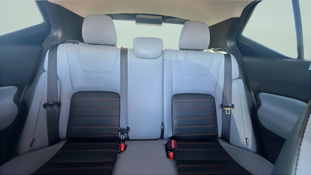 Used 2023 Nissan Kicks SR w/ SR Premium Package FWD image 19