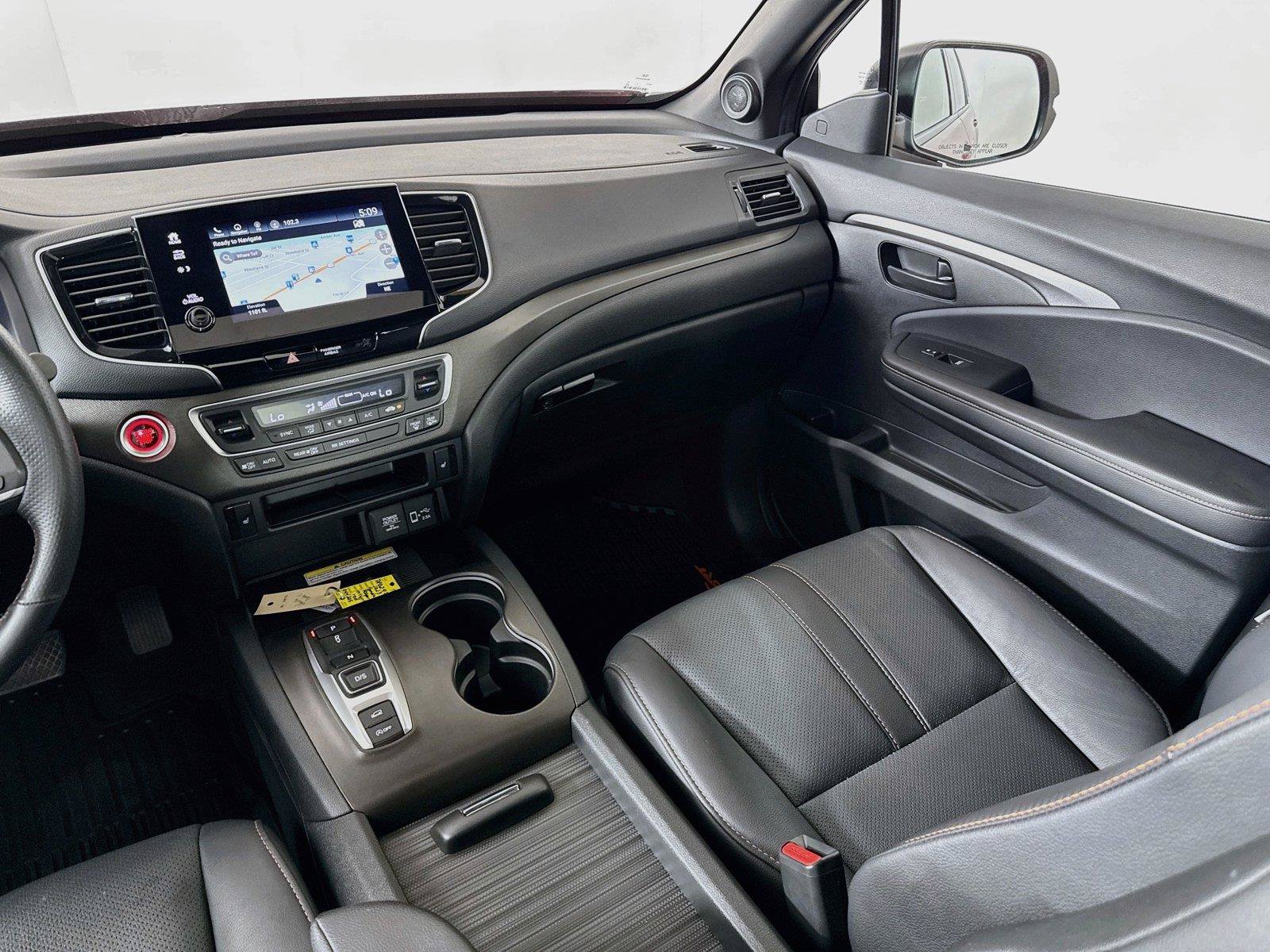 Certified 2023 Honda Passport TrailSport image 26