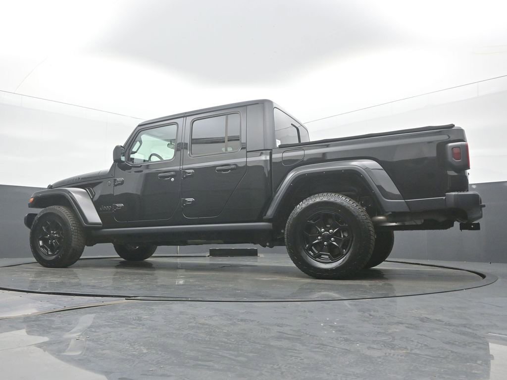 Used 2022 Jeep Gladiator Willys image 47