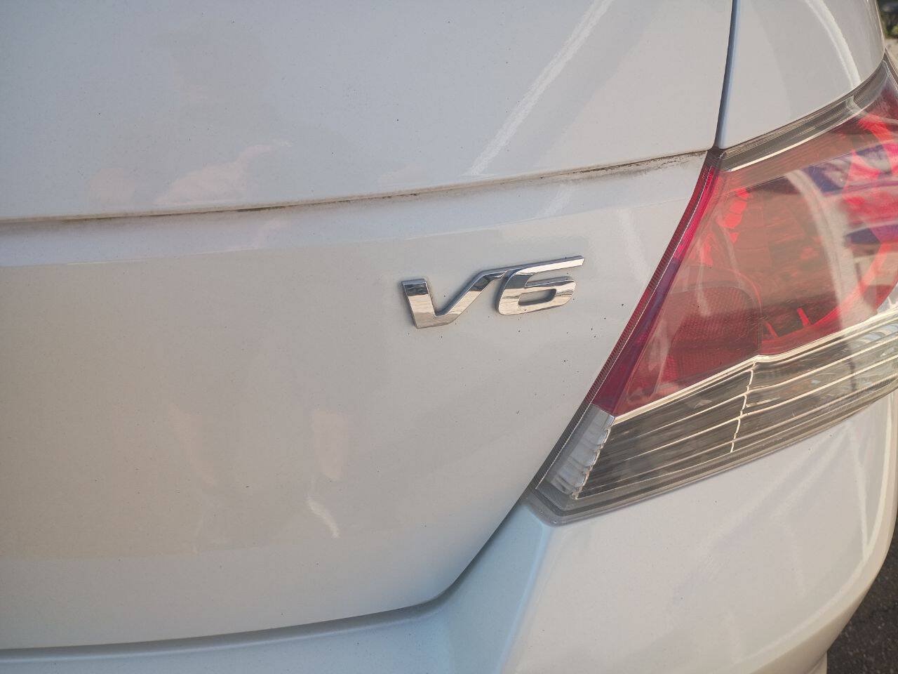 Used 2009 Honda Accord EX-L image 8