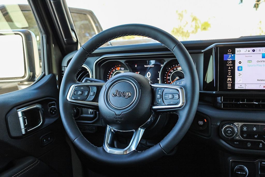 New 2026 Jeep Wrangler Unlimited Sahara AWD/4WD image 17