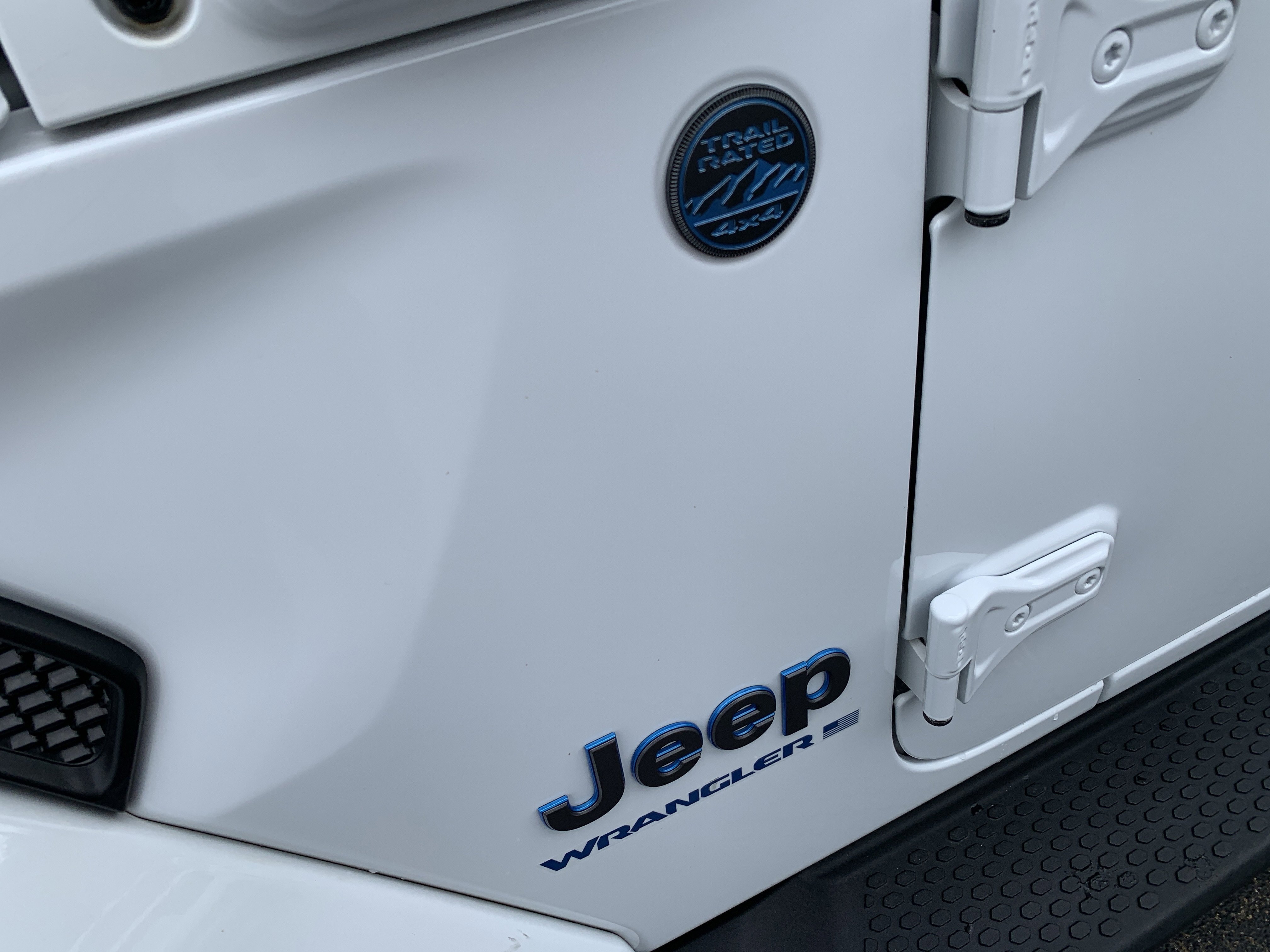 Used 2025 Jeep Wrangler Unlimited Sahara AWD/4WD image 7