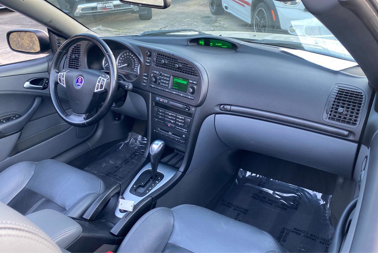 Used 2004 Saab 9-3 Aero FWD image 7