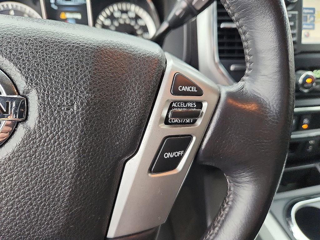 Certified 2018 Nissan Titan SV w/ SV Convenience Package image 23