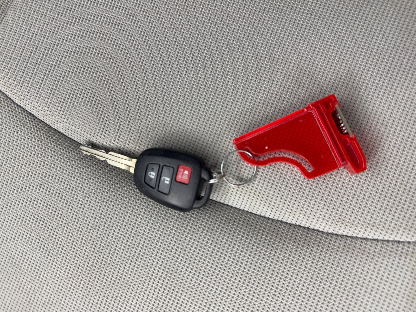 Used 2024 Toyota Corolla Cross L FWD image 57