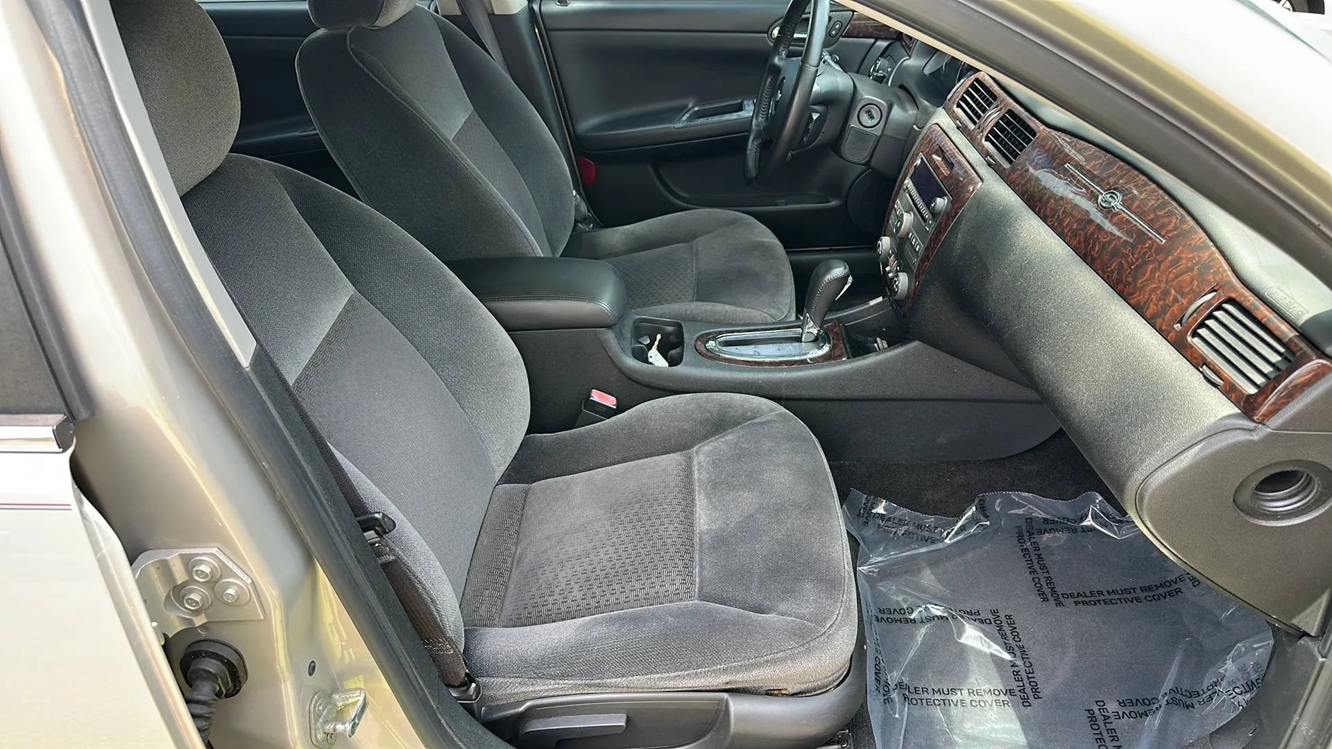 Used 2012 Chevrolet Impala LT FWD image 23