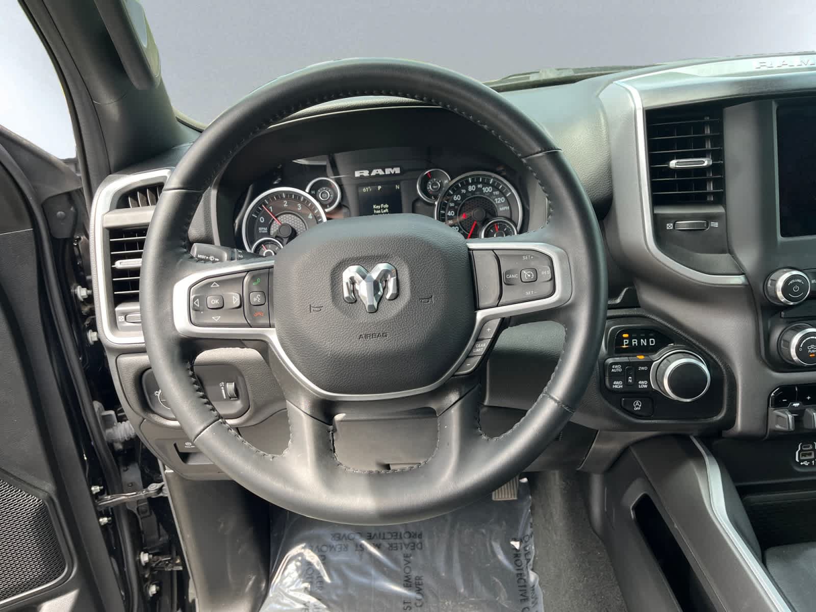 Used 2023 RAM 1500 Big Horn AWD/4WD image 18