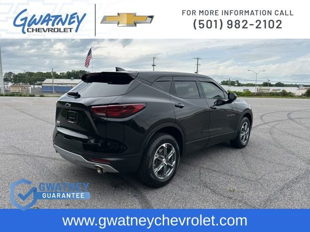 Used 2023 Chevrolet Blazer LT FWD image 5