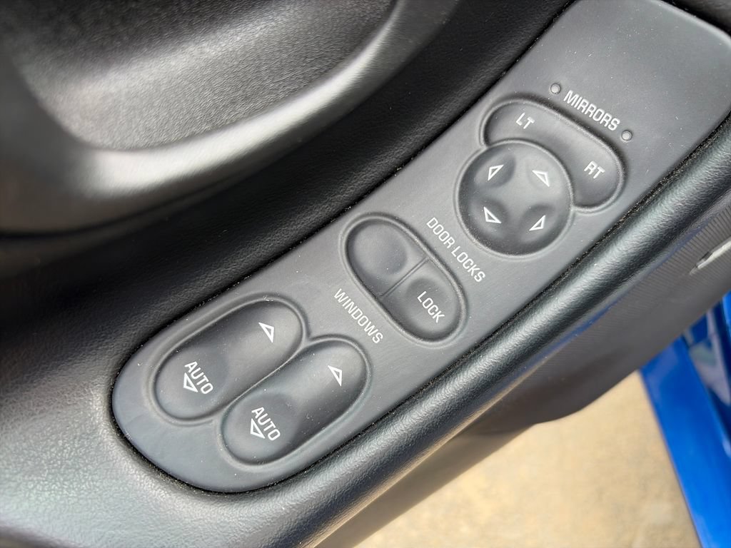 Used 2002 Chevrolet Corvette Z06 RWD image 14