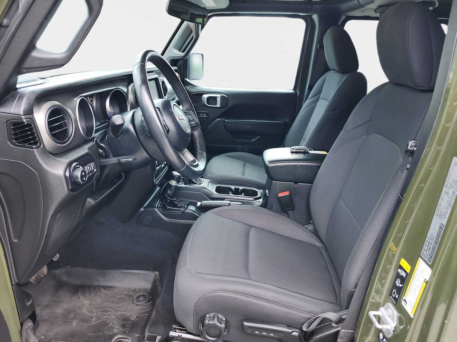 Used 2022 Jeep Gladiator Sport AWD/4WD image 11