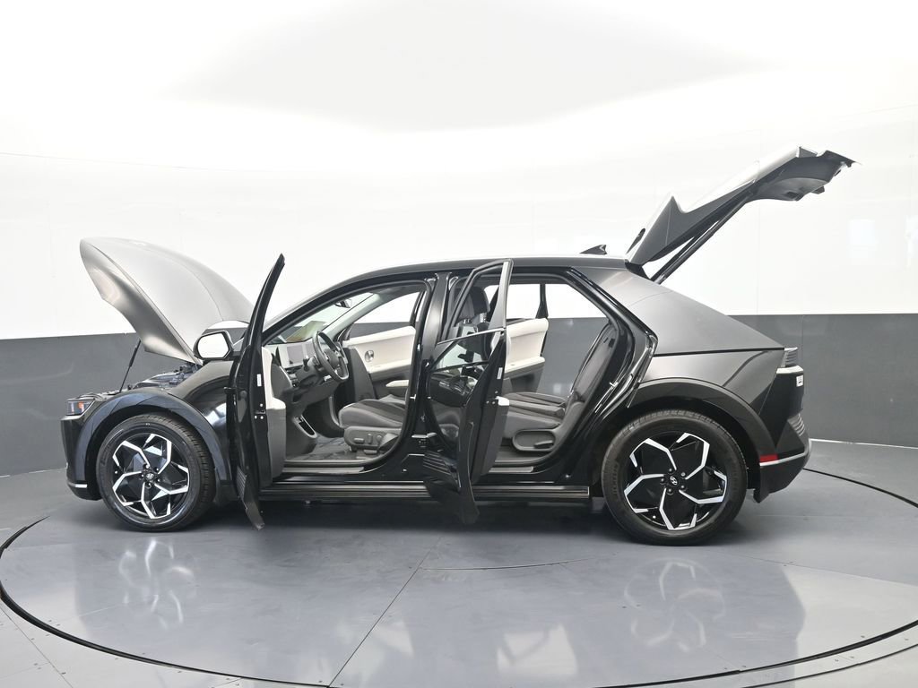 Used 2024 Hyundai Ioniq 5 SEL RWD image 78