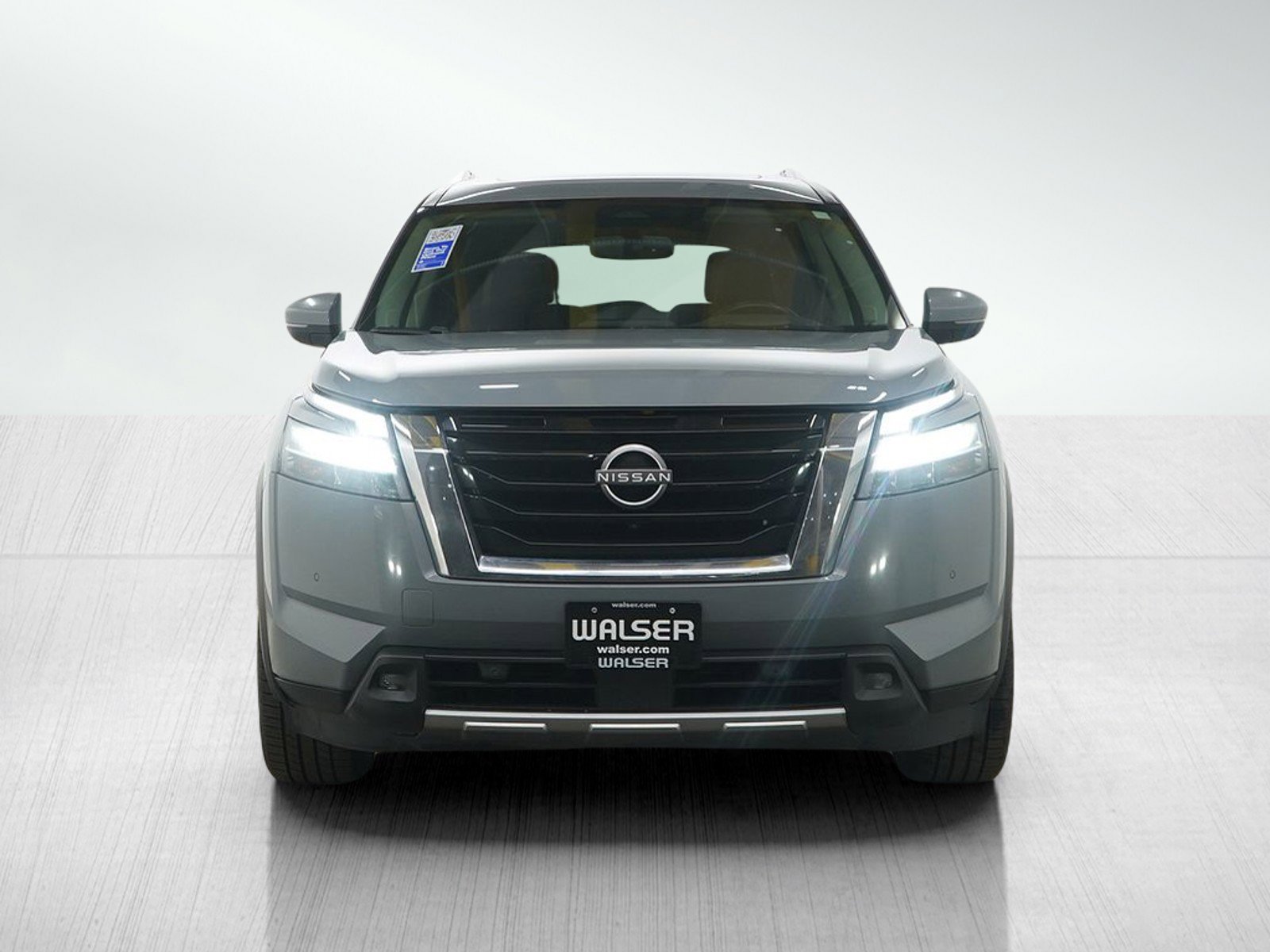 Used 2022 Nissan Pathfinder Platinum image 8