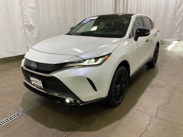 Certified 2024 Toyota Venza Nightshade image 8