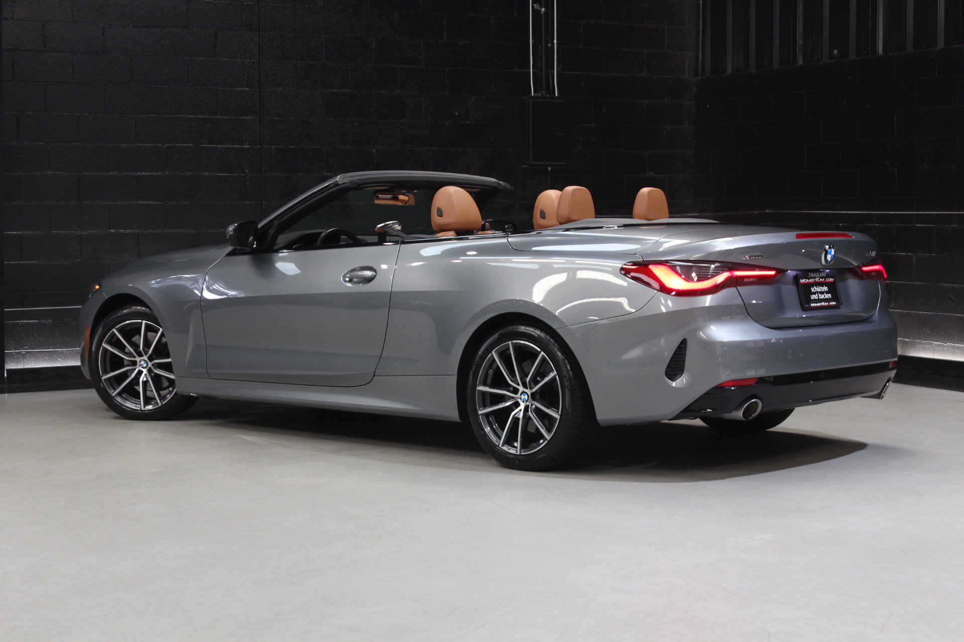 Used 2023 BMW 430i xDrive Convertible w/ Premium Package AWD/4WD image 13