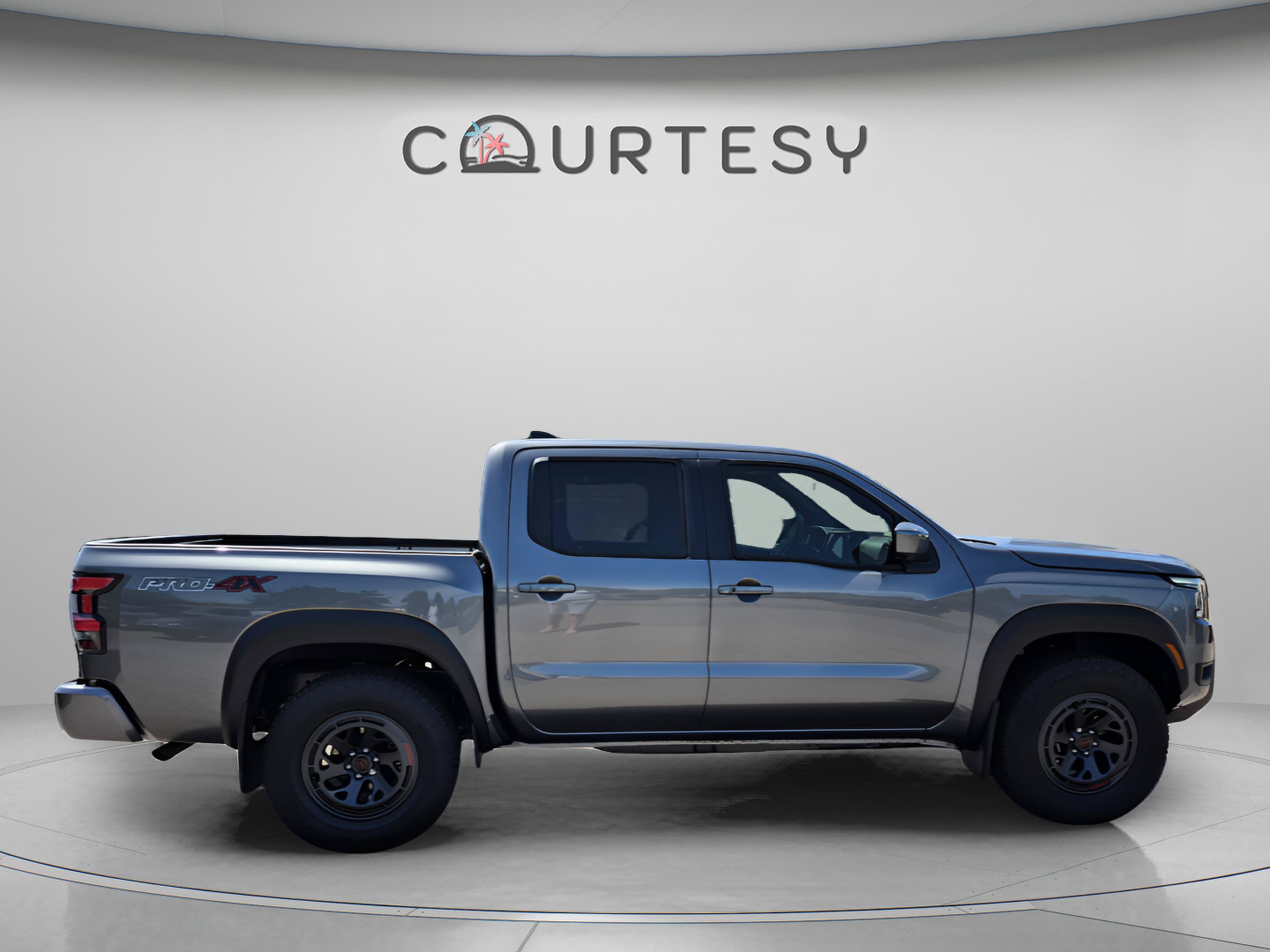 New 2026 Nissan Frontier PRO-4X w/ Pro-4x Convenience Package AWD/4WD image 7