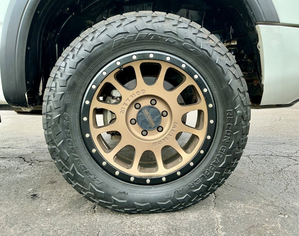 Used 2021 Nissan Titan PRO-4X w/ Pro-4x Convenience Package image 20