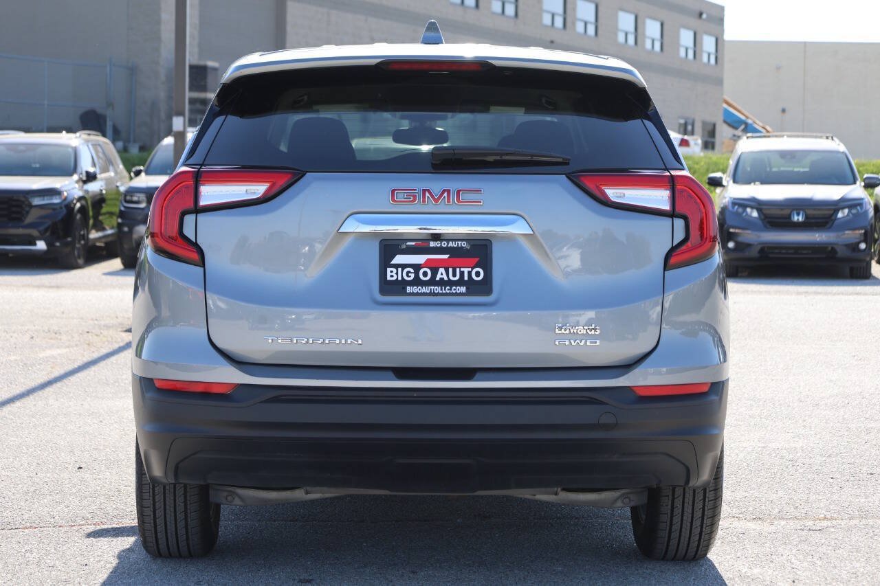 Used 2024 GMC Terrain SLE AWD/4WD image 10