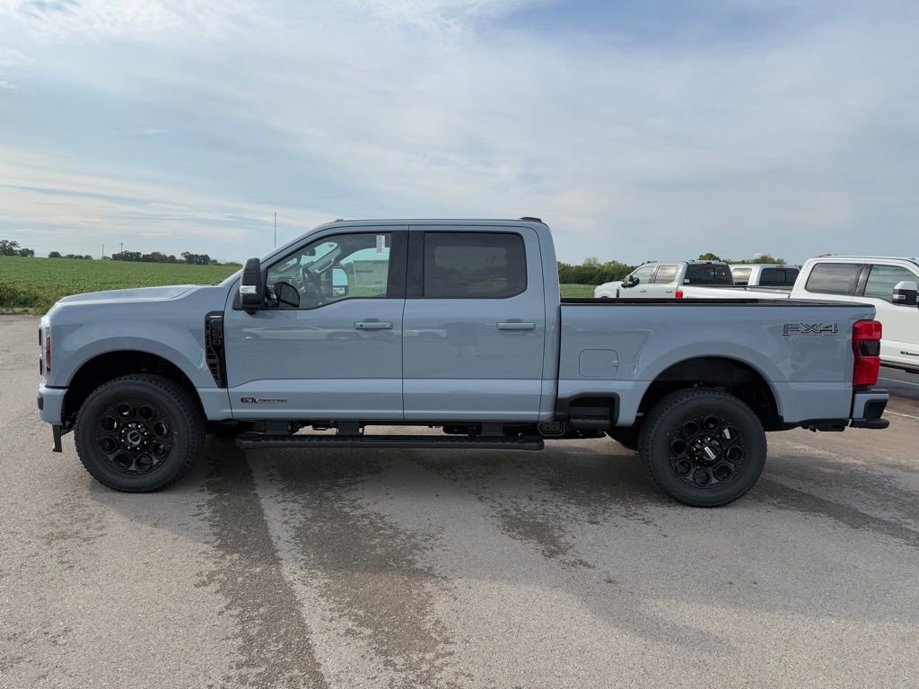 New 2026 Ford F250 Lariat w/ Black Appearance Package image 40