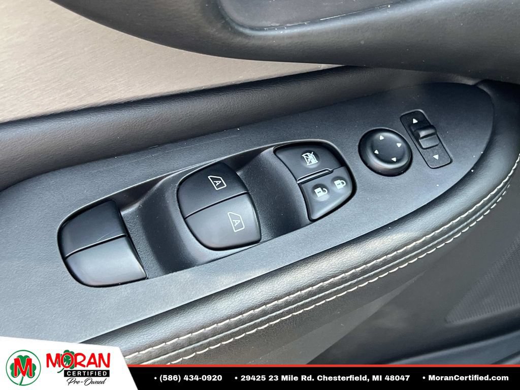 Used 2020 Nissan Murano SV AWD/4WD image 15