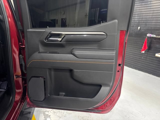 Used 2025 GMC Sierra 1500 AT4 w/ AT4 Premium Package AWD/4WD image 37