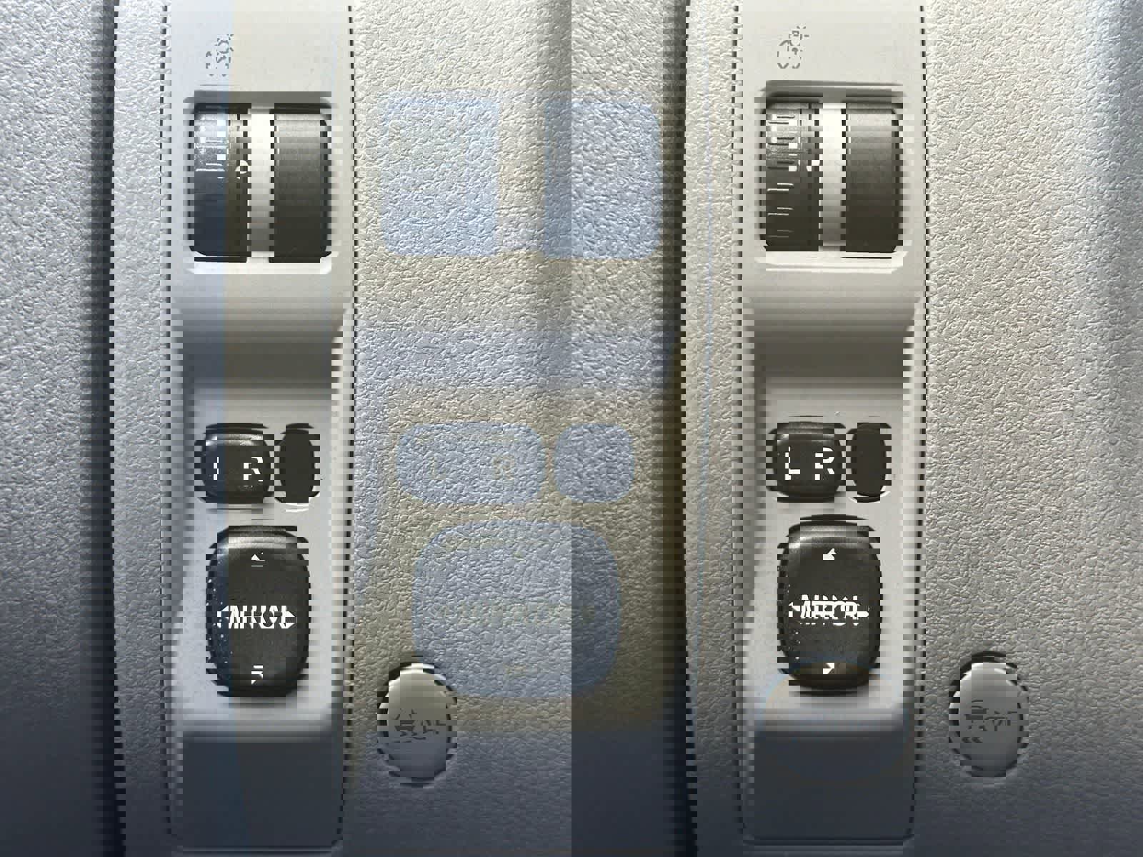 Used 2012 Subaru Forester 2.5X Limited image 22