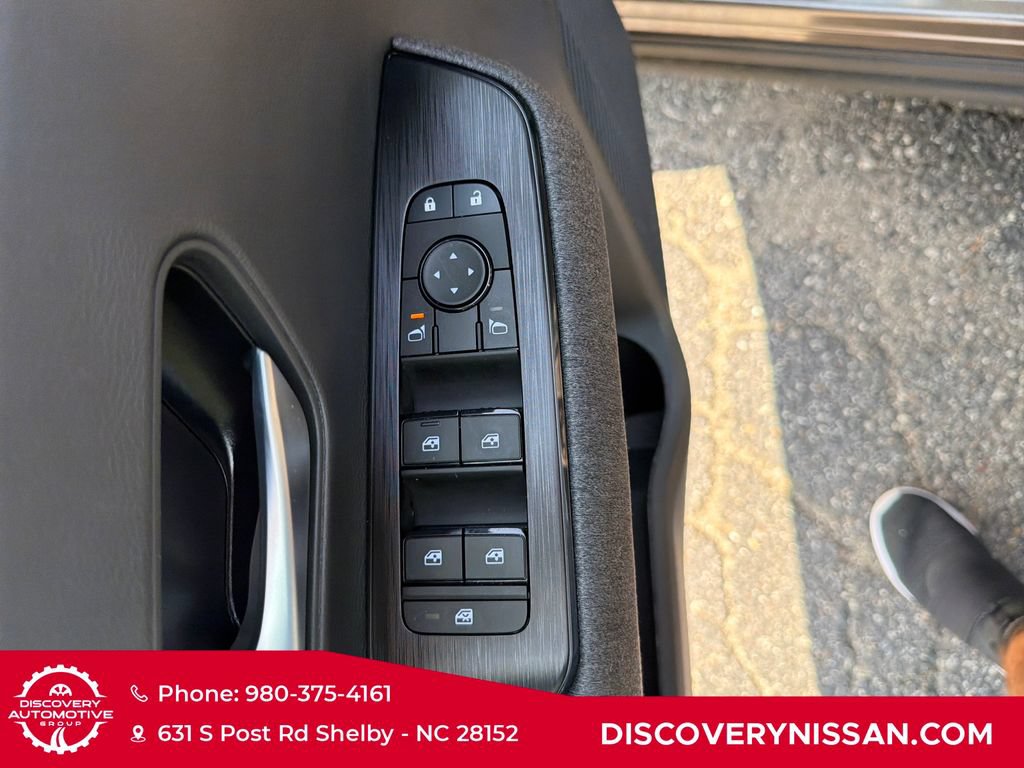 Certified 2026 Nissan Kicks SV w/ Charging Package FWD image 11