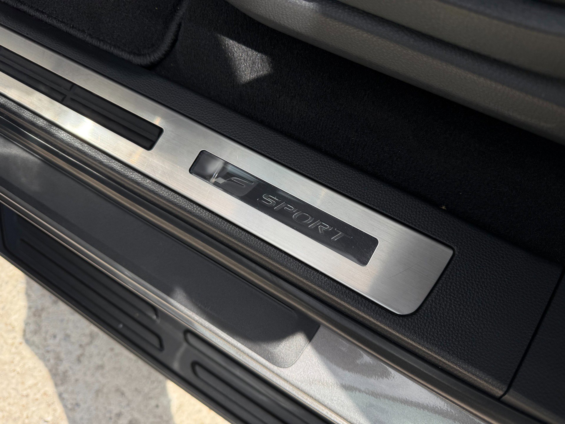 Used 2024 Lexus LX 600 F Sport image 69