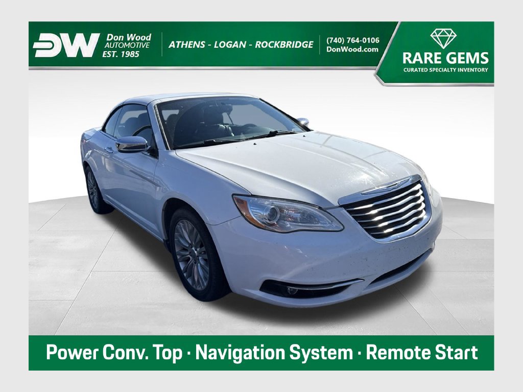 Used 2013 Chrysler 200 Limited FWD image 1