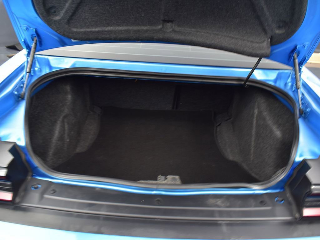 Used 2023 Dodge Challenger R/T w/ Blacktop Package image 9