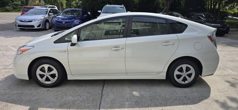Used 2012 Toyota Prius Three FWD image 2