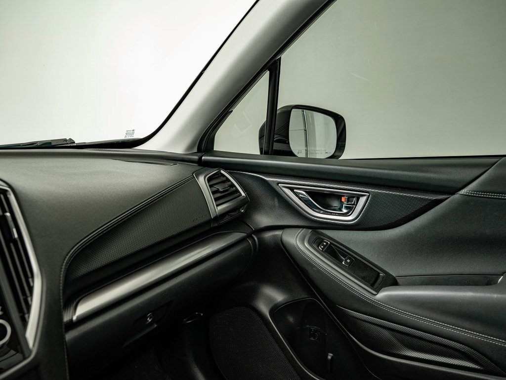 Used 2019 Subaru Forester Premium w/ All-Weather Package image 27