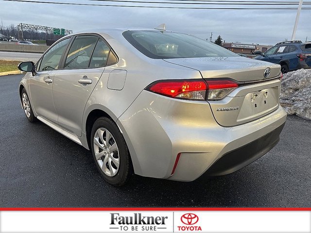 Certified 2025 Toyota Corolla LE image 5